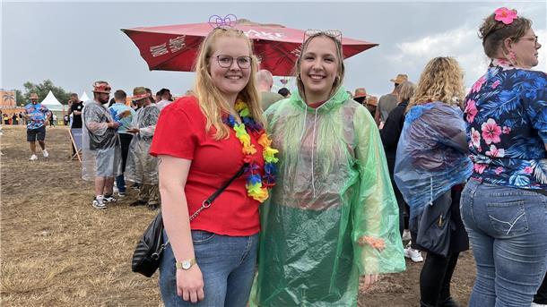 Der Samstag beim Sandstedter Sommer stand ganz im Zeichen von Schlager und Party...