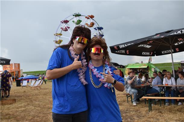 Der Samstag beim Sandstedter Sommer stand ganz im Zeichen von Schlager und Party...