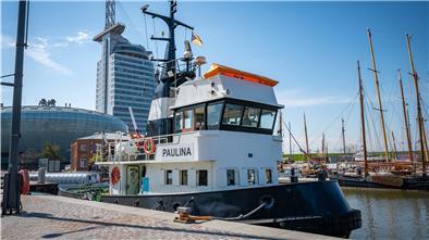 Der Schlepper „Paulina“ hat einen neuen Liegeplatz im Neuen Hafen. Foto Scheschonka