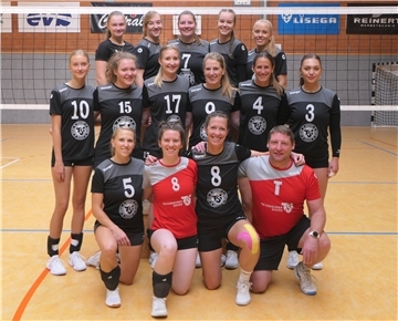 Der Start in die neue Oberliga-Saison steht kurz bevor. Die Zevener Volleyballerinnen haben sich in einem Trainingslager vorbereitet und gehen optimistisch in die neue Spielzeit.