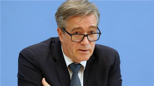 Nord-Stream-Anschlag: Ukrainer wird per Haftbefehl gesucht Der stellvertretende Regierungssprecher, Wolfgang Büchner, will die Ermittlungen nicht kommentieren. (Archivbild)