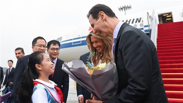 Der syrische Präsident Baschar al-Assad (r) ist zum ersten Mal seit 2004 wieder zu Besuch in China.