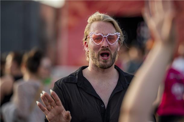 Deichbrand 2024: Das sind die schönsten Männer auf dem Festival Der Tänzer.