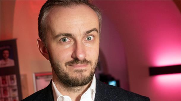 Der TV-Entertainer Jan Böhmermann moderiert die Sendung „ZDF Magazin Royale“.