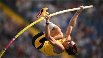 Der Überflieger der Leichtathletik: Stabhochspringer Armand Duplantis aus Schweden.