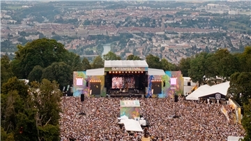 Der umstrittene US-Rapper Macklemore soll als Headliner beim Gurten-Festival in Bern Mitte Juli auftreten. 