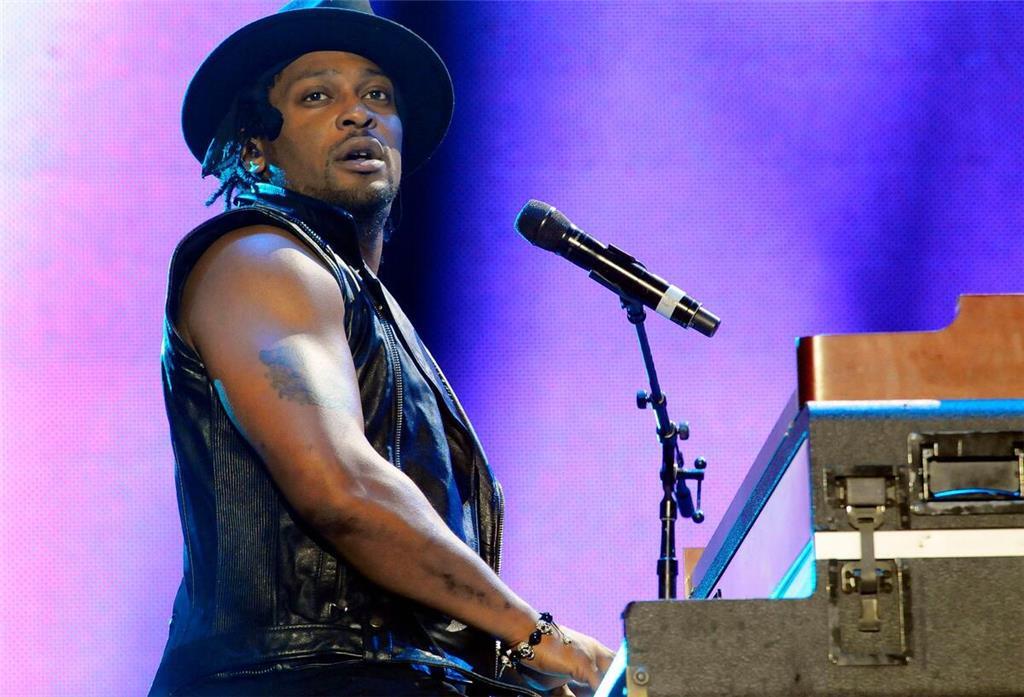 Der US-Musiker D’Angelo 2012 bei einem Auftritt in New Orleans. (Archivbild)