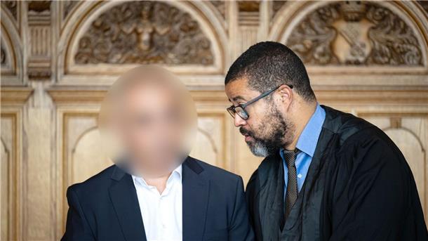 Ist der Vater schuldfähig? Mord an Sohn wird neu verhandelt Der Verteidiger hat angekündigt, dass sich der Angeklagte beim nächsten Verhandlungstag äußern wird.