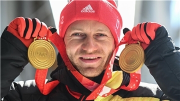 Der viermalige Olympiasieger Francesco Friedrich will in Cortina seine Olympia-Erfolge wiederholen. (Archivbild)
