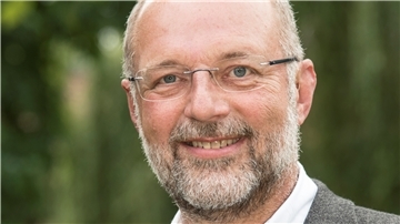 Der Virologe Professor Andreas Dotzauer von der Universität Bremen beantwortet Leserfragen rund um das Coronavirus.