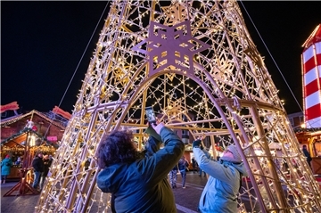 Der Weihnachtsmarkt 2022 startet wieder. Etwas anders präsentiert sich der Theod...