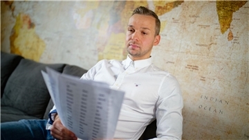 Der Weinheimer Nicolas Will stottert und übt täglich flüssiges Sprechen mit verschiedenen Übungen. 