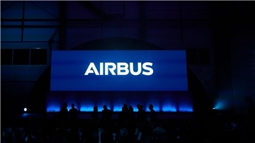 Der weltgrößte Flugzeugbauer Airbus hat seinen kriselnden Konkurrenten Boeing 2023 erneut weit hinter sich gelassen.