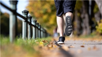 Der weltweite Spendenlauf der Stiftung „Wings for Life“ findet am Sonntag, 7. Mai, statt.