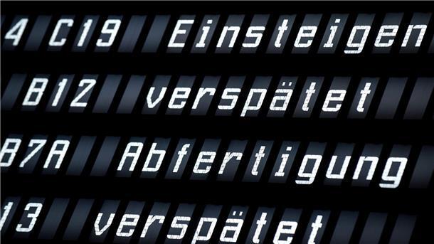 Fast jeder dritte Europa-Fluggast war 2022 verspätet Der zivile Luftverkehr in Europa war im vergangenen Jahr einer Untersuchung zufolge erneut sehr unpünktlich.