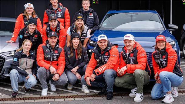 Deutsche Skisportler im Herbst bei der Einkleidung - zur alpinen WM fährt ein überraschend großes Team.