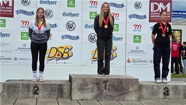 Deutsche Vizemeisterin: Hanna Busch (links) vom SV Nieder Ochtenhausen