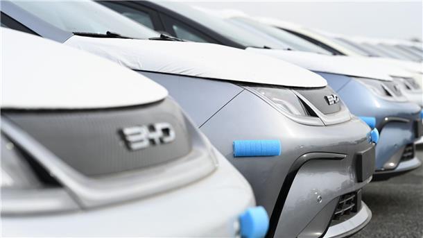 EU führt endgültig Extrazölle auf Elektroautos aus China ein Deutschland votierte gegen die Zölle - aus Sorge vor einem neuen großen Handelskonflikt und möglichen Vergeltungsmaßnahmen gegen deutsche Hersteller. (Symbolfoto)