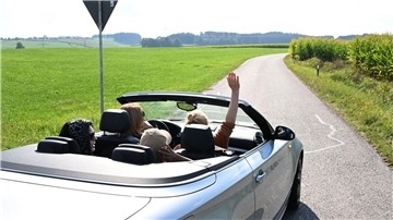 Starnberg hat Deutschlands höchste Cabrio-Dichte Deutschlandweit kommen 26 Cabrios auf 1000 Einwohner. Die Zahl der Cabrios ist in den vergangenen zehn Jahren etwas gestiegen (Symbolbild).