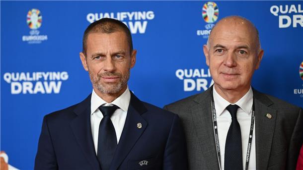 DFB-Chef Neuendorf (r) gehört neben UEFA-Präsident Aleksander Ceferin zur Europa-Fraktion. 