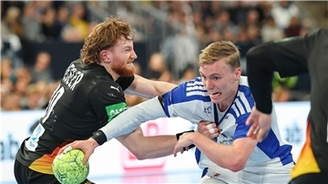 DHB-Team begrüßt „Monster“ Kiesler: EM-Grundstein ist gelegt DHB-Debütant Tom Kiesler schreckte vor keinem Zweikampf zurück.