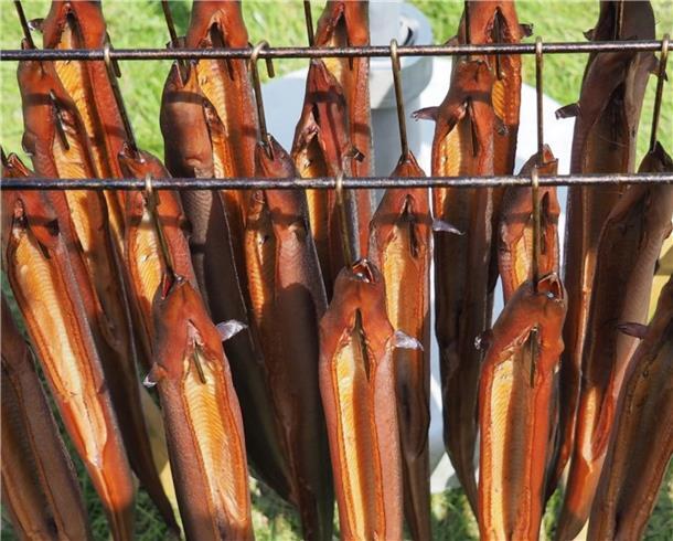 Aalräuchermeisterschaften Wremer Markt