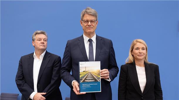 Niederlage für Schnieder: Kandidat für Bahnposten sagt ab Die Absage Rompfs ist eine Niederlage für den Verkehrsminister. (Archivbild)