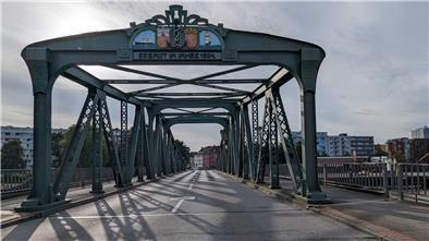 eine historishce Brücke 