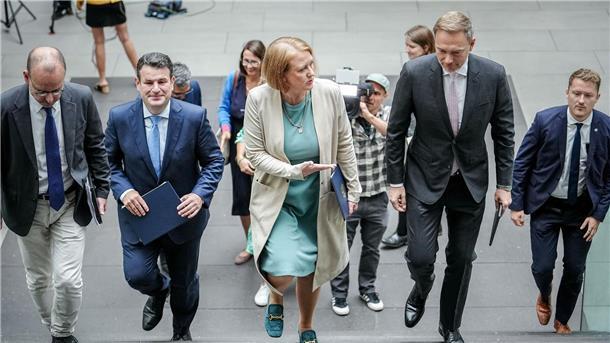 Ampel-Koalition einigt sich bei Kindergrundsicherung Die Ampel-Koalition hat sich über die Eckpunkte der Kindergrundsicherung geeinigt.