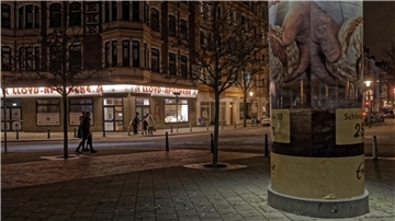 Die Apotheke am Beginn der Alten Bürger in Bremerhaven - von Fotokünstler Thomas Damson gesehen.