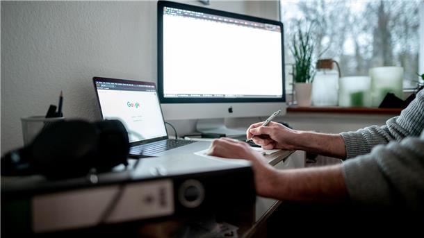Deutschland liegt beim Homeoffice weit vorne Die Arbeit vom heimischen Schreibtisch aus ist unter deutschen Akademikern weit verbreitet.