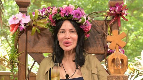 RTL-Dschungelcamp: Beste Quote zum Finale Die Außenseiterin hat sich die Krone geholt: Djamila Rowe.