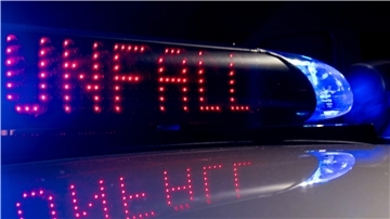 Die B212 musste nach dem Unfall für rund zwei Stunden gesperrt werden. 