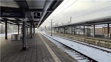 Leerer Bahnsteig Bremerhaven Hauptbahnhof zum Bahnstreik 10.01.2024