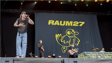 Die Band Raum27 ist mit Leidenschaft dabei, genau wie ihre Fans.