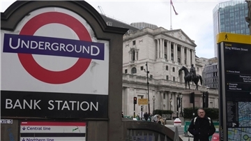 Die Bank of England im Finanzviertel von London.
