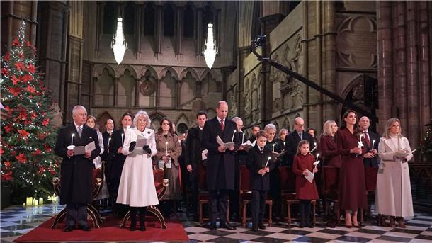 So feiern Royals Weihnachten Die britischen Royals beim „Together at Christmas“-Gottesdienst in der Westminster Abbey.
