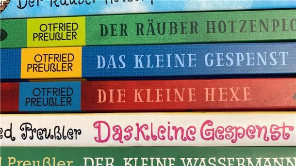 Die Bücher von Otfried Preußler sind allesamt Kinder- und Jugendbuchklassiker.