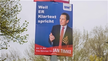 Ein Wahlplakat in Bremerhaven.