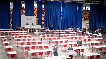 Die Bürgerschaft hat es schon gemacht, die Stadtverordnetenversammlung will jetzt auch: Die Stadthalle wird der neue Tagungsort, denn hier können die Abstandsregelungen eingehalten werden.