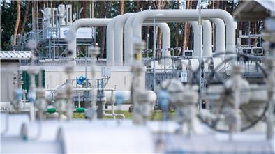 Rohrsysteme und Absperrvorrichtungen in der Gasempfangsstation der Ostseepipeline Nord Stream 1 und der Übernahmestation der Ferngasleitung OPAL (Ostsee-Pipeline-Anbindungsleitung).