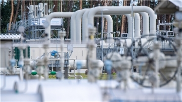 Rohrsysteme und Absperrvorrichtungen in der Gasempfangsstation der Ostseepipeline Nord Stream 1 und der Übernahmestation der Ferngasleitung OPAL (Ostsee-Pipeline-Anbindungsleitung).