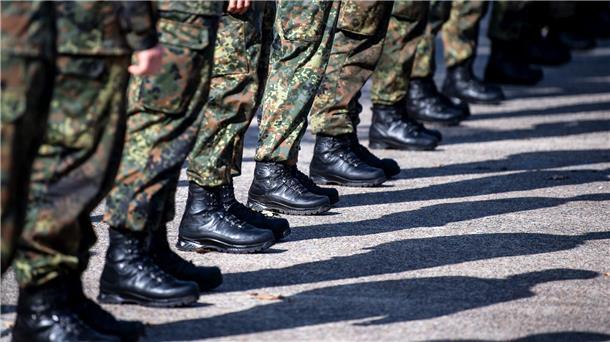 Was man über den Bundeshaushalt 2026 wissen sollte Die Bundeswehr soll wachsen. (Archivbild)