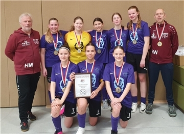 Die C-Juniorinnen der JSG Wörpetal  holen sich den Meistertitel in der Halle.