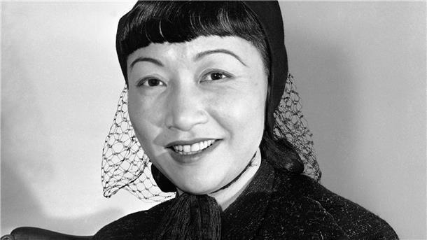 Quarter-Münze für Stummfilm-Ikone Anna May Wong Die chinesisch-amerikanische Schauspielerin Anna May Wong (1905-1961), deren erster Filmauftritt 1922 der Film „Chinese Parrot“ war.