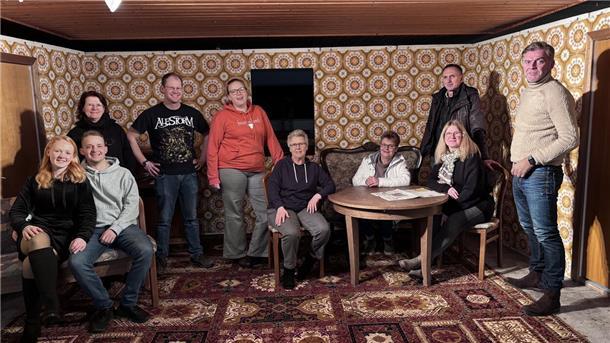 Die Darsteller der Theatergruppe der Freiwilligen Feuerwehr Lintig-Meckelstedt freuen sich auf die Vorstellungen.