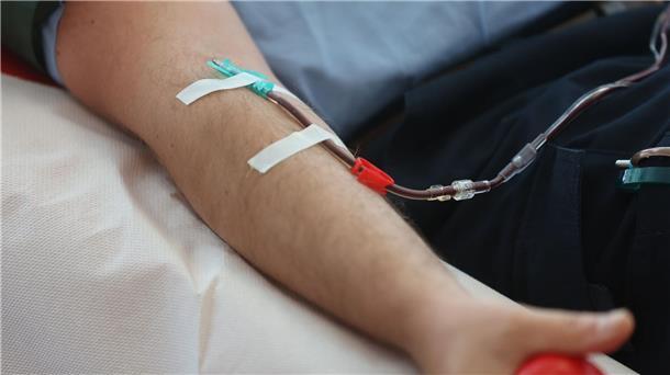 Die Deutsche Aidshilfe kritisiert die neuen Richtlinien für Blutspenden.