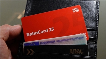 Die Deutsche Bahn vergibt die BahnCard ab heute nur noch digital.