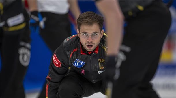 Die deutschen Curling-Männer um Skip Marc Muskatewitz spielen am Samstag um den EM-Titel.