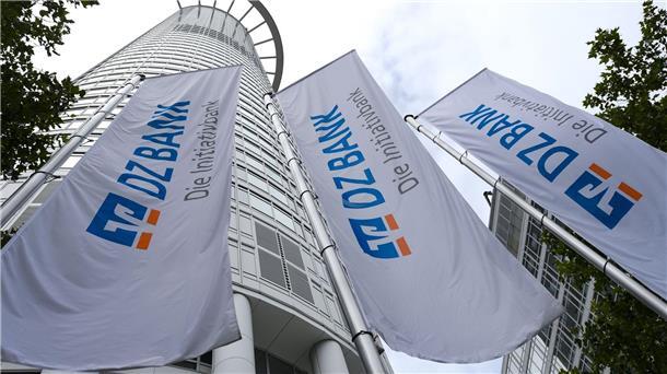Cyberattacke auf Immobilientochter der DZ-Bank Die DZ-Bank und ihre Fondstochter versuchen, den Angriff aufzuarbeiten.